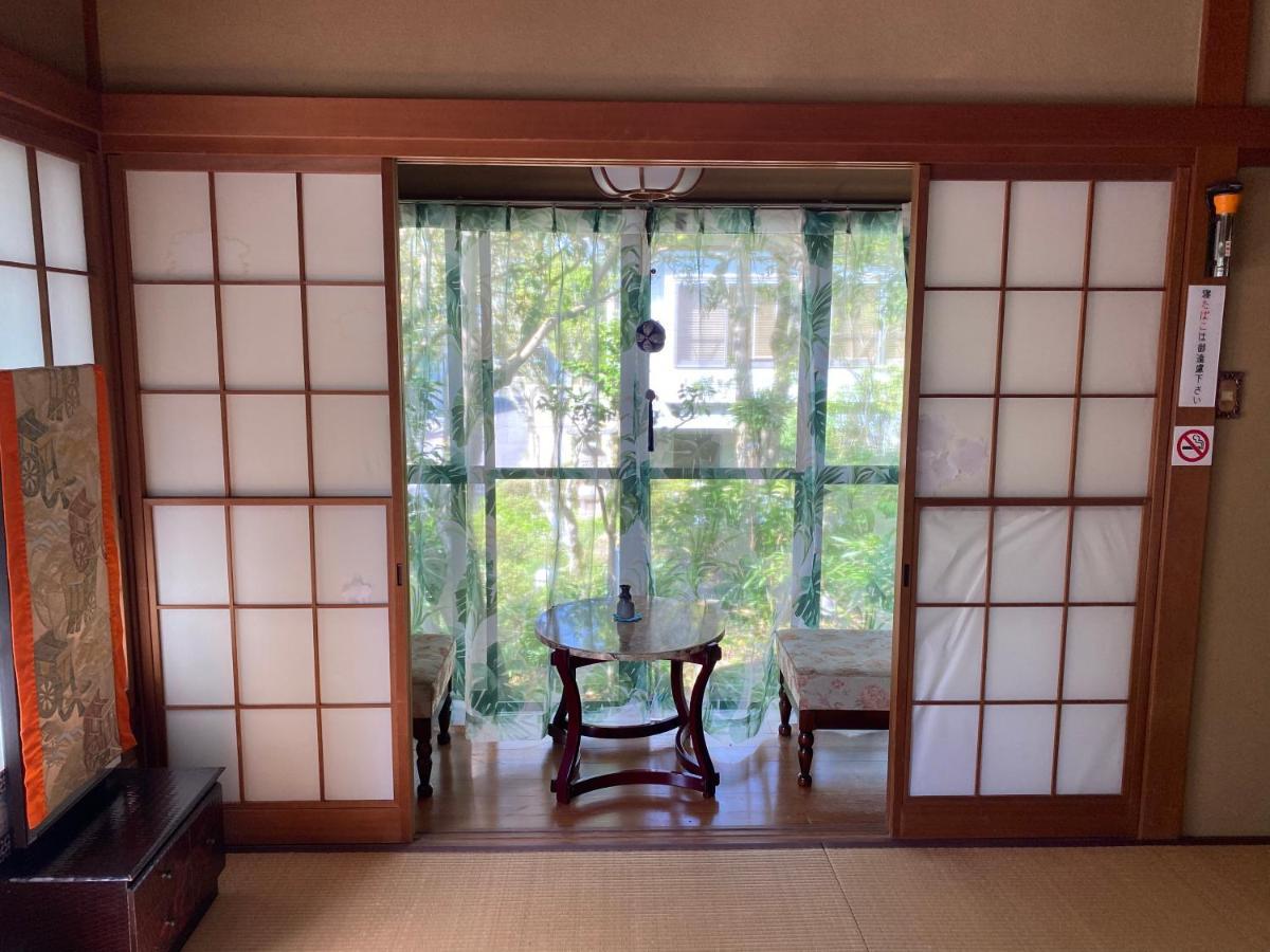 Отель 宮城野ハウス＆離れ Хаконе Экстерьер фото