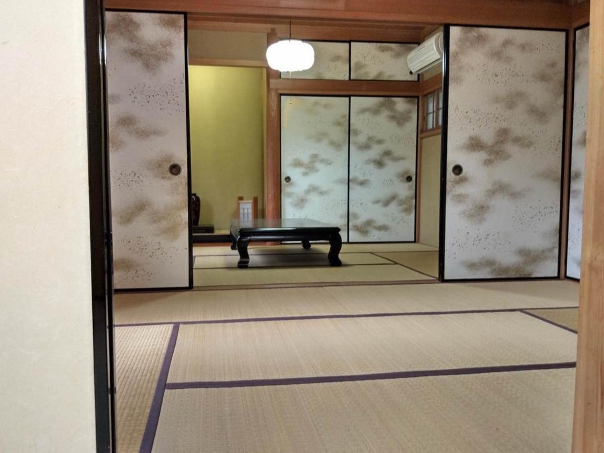 Отель 宮城野ハウス＆離れ Хаконе Экстерьер фото